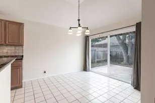 1012 Parrot Trail, Round Rock, TX 78681 - Photo 13