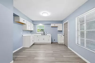 7126 W Westbriar Street, San Antonio, TX 78227 - Photo 15