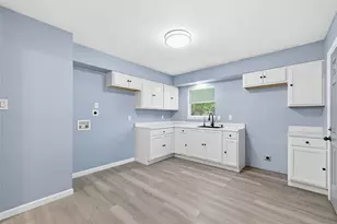7126 W Westbriar St, San Antonio, TX 78227 - Photo 17