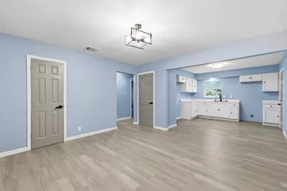 7126 W Westbriar Street, San Antonio, TX 78227 - Photo 13