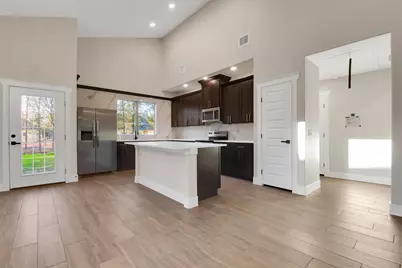104 Kipapa Court, Bastrop, TX 78602 - Photo 5
