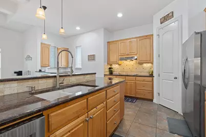 18 Tourney Lane, The Hills, TX 78738 - Photo 9