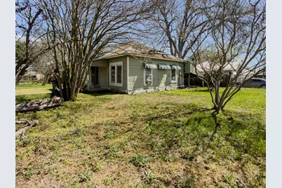 302 E Crockett Street, Luling, TX 78648 - Photo 3
