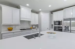 305 Terra Mnr Trl, Georgetown, TX 78628 - Photo 13