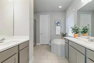 305 Terra Mnr Trl, Georgetown, TX 78628 - Photo 17