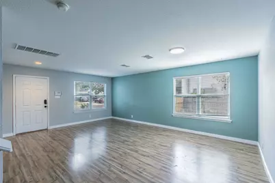 157 Lexword, Kyle, TX 78640 - Photo 13