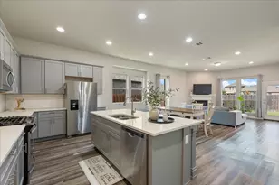 1313 Mustang Brook Ln, Leander, TX 78641 - Photo 5