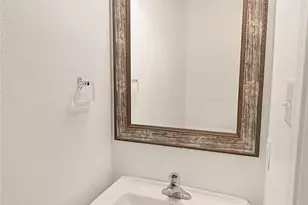 133 S Langtry Ln, Jarrell, TX 76537 - Photo 27