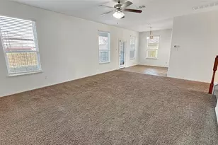 133 S Langtry Ln, Jarrell, TX 76537 - Photo 5