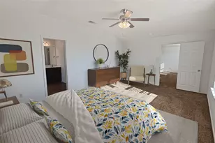 133 S Langtry Ln, Jarrell, TX 76537 - Photo 3