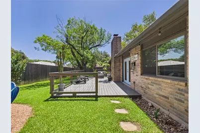2706 Grennock Drive, Austin, TX 78745 - Photo 31