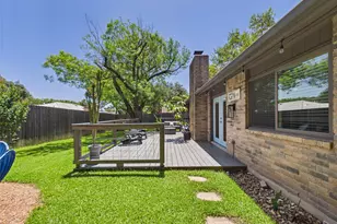 2706 Grennock Dr, Austin, TX 78745 - Photo 31