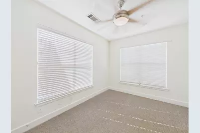 711 W 32nd Street #111, Austin, TX 78705 - Photo 13