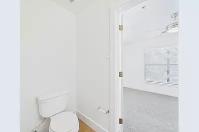 711 W 32nd Street #111, Austin, TX 78705 - Photo 21