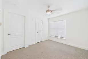 711 W 32nd St, Austin, TX 78705 - Photo 25