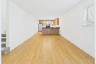 711 W 32nd Street #111, Austin, TX 78705 - Photo 3