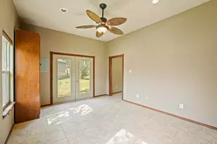 176 Logan Ranch Rd, Georgetown, TX 78628 - Photo 29