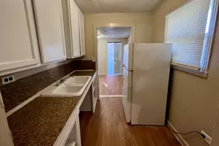 514 Ruddy St, Lockhart, TX 78644 - Photo 5