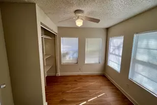 514 Ruddy St, Lockhart, TX 78644 - Photo 7