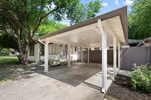 1711 S Main St, Georgetown, TX 78626 - Photo 39