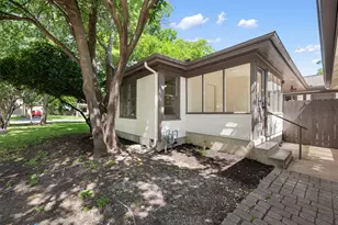 1711 S Main St, Georgetown, TX 78626 - Photo 37