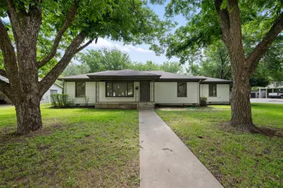 1711 S Main Street, Georgetown, TX 78626 - Photo 1