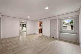 1711 S Main St, Georgetown, TX 78626 - Photo 11