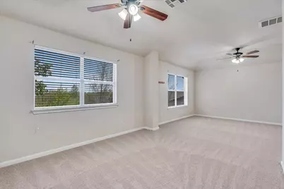 4029 Lake Edge Way, Pflugerville, TX 78660 - Photo 13