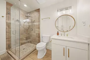 912 Mansell Ave, Austin, TX 78702 - Photo 23