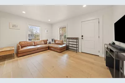 912 Mansell Avenue, Austin, TX 78702 - Photo 3