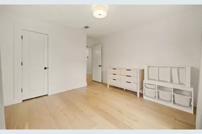 912 Mansell Avenue, Austin, TX 78702 - Photo 33