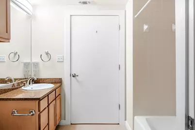 2931 E 12th Street #201, Austin, TX 78702 - Photo 17