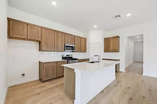 113 Malibu, Hutto, TX 78634 - Photo 11