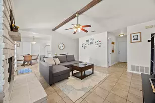1006 Edgerly Ln, Pflugerville, TX 78660 - Photo 3