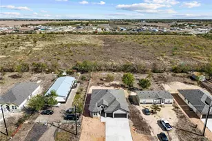 242 Amaranta Ln, Del Valle, TX 78616 - Photo 5