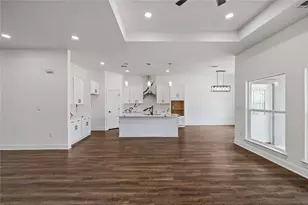 242 Amaranta Ln, Del Valle, TX 78616 - Photo 9