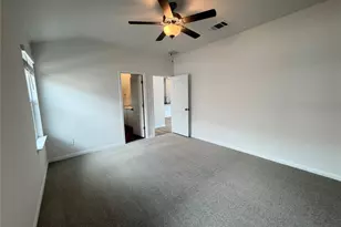 101 Maple Hedge Rd, Hutto, TX 78634 - Photo 9