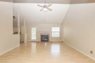 13121 New Boston Bend, Austin, TX 78729 - Photo 5