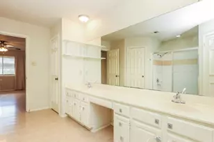 13121 New Boston Bend, Austin, TX 78729 - Photo 11