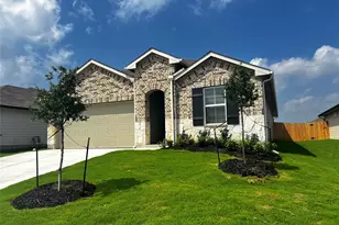 315 Darwin Pl, Lockhart, TX 78644 - Photo 1