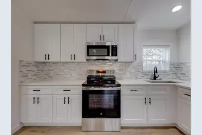 4504 Atlantis Drive, Austin, TX 78725 - Photo 7