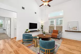 2307 Hermia St, Austin, TX 78741 - Photo 9