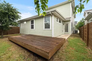 2307 Hermia St, Austin, TX 78741 - Photo 33