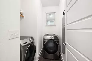 2307 Hermia St, Austin, TX 78741 - Photo 17