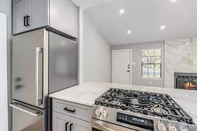 803 Kavanagh Drive, Austin, TX 78748 - Photo 5