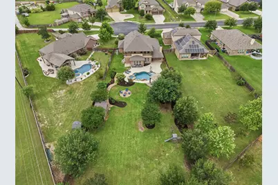 1126 Enclave Way, Hutto, TX 78634 - Photo 31