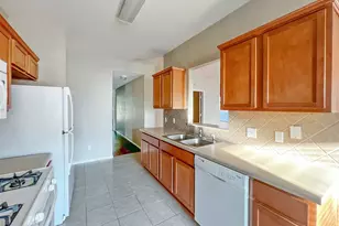 2324 Pearson Way, Round Rock, TX 78665 - Photo 5