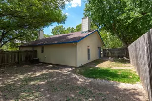 12213 Tyson Cove, Austin, TX 78758 - Photo 15