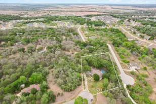 142 Llano Ct, Cedar Creek, TX 78612 - Photo 33