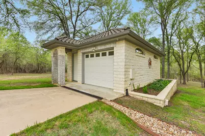 142 Llano Court, Cedar Creek, TX 78612 - Photo 31